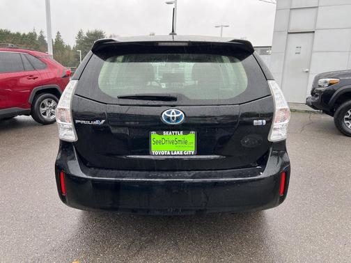 2012 Toyota Prius v Three