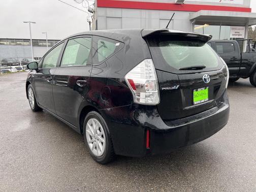2012 Toyota Prius v Three