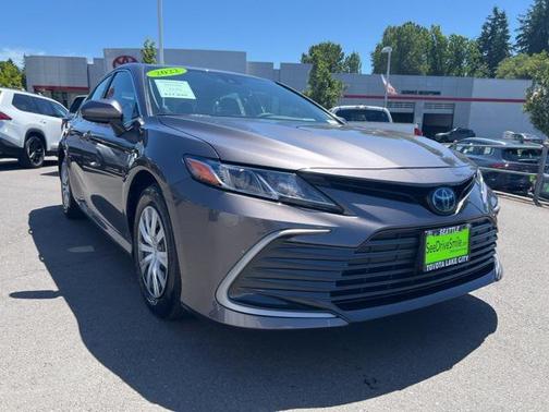 2022 Toyota Camry LE
