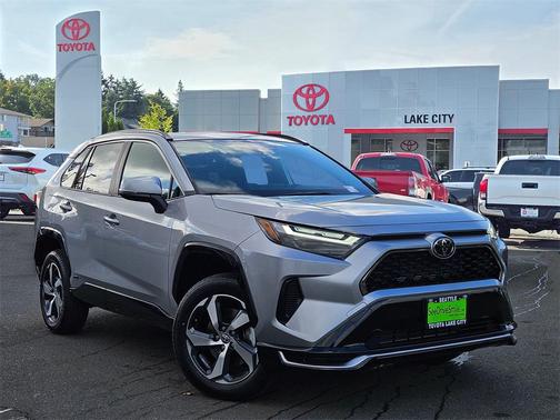 2025 Toyota RAV4 Hybrid SE