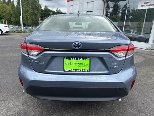 2025 Toyota Corolla Hybrid LE