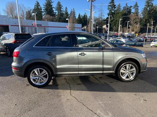 2018 Audi Q3 2.0T Premium Plus