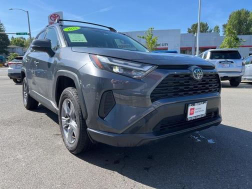 2022 Toyota RAV4 Hybrid XLE