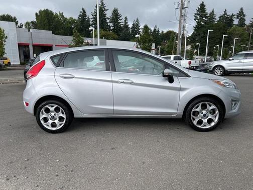 2011 Ford Fiesta SES