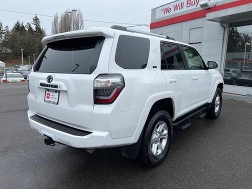 2022 Toyota 4Runner SR5
