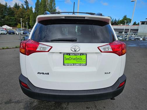 2014 Toyota RAV4 XLE Premium