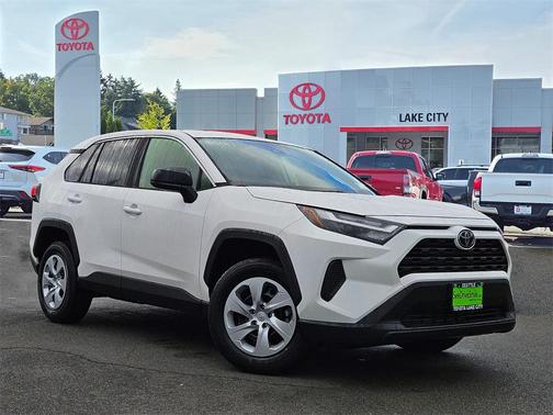 2025 Toyota RAV4 LE