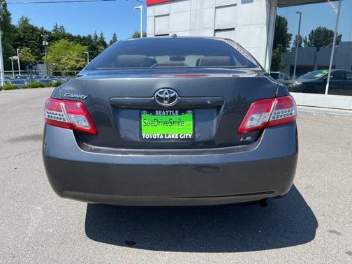 2011 Toyota Camry LE