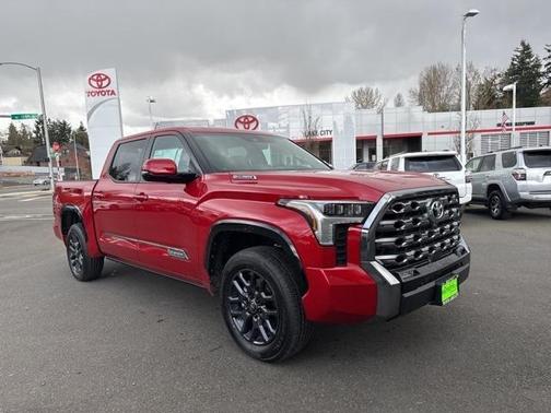 2025 Toyota Tundra Hybrid Platinum
