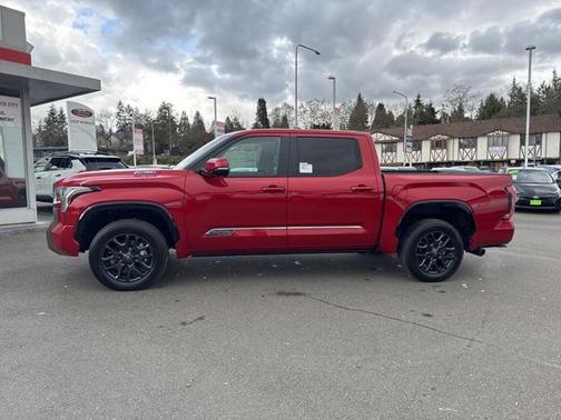 2025 Toyota Tundra Hybrid Platinum