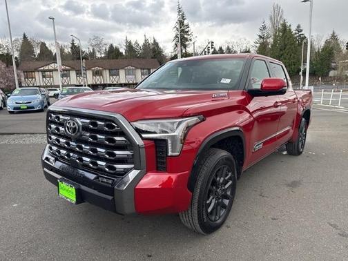 2025 Toyota Tundra Hybrid Platinum
