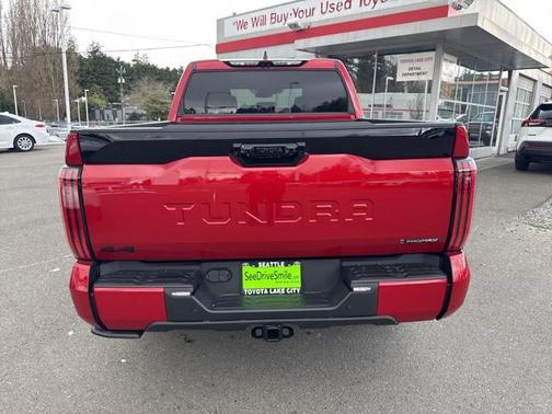 2025 Toyota Tundra Hybrid Platinum