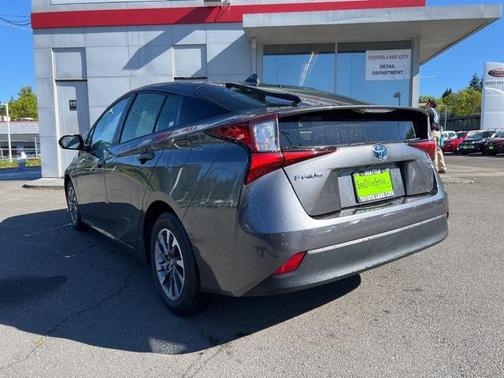 2019 Toyota Prius LE