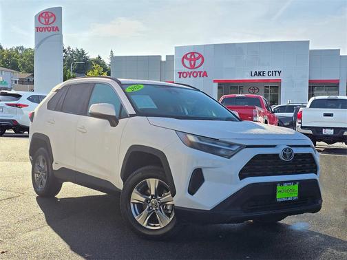 2025 Toyota RAV4 Hybrid XLE