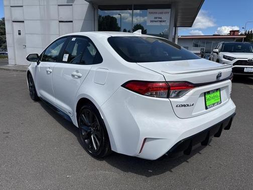 2025 Toyota Corolla Hybrid SE