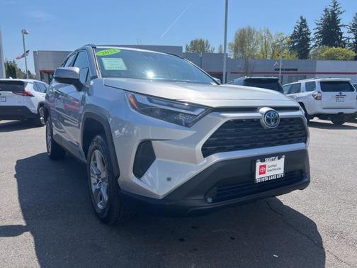2023 Toyota RAV4 Hybrid LE