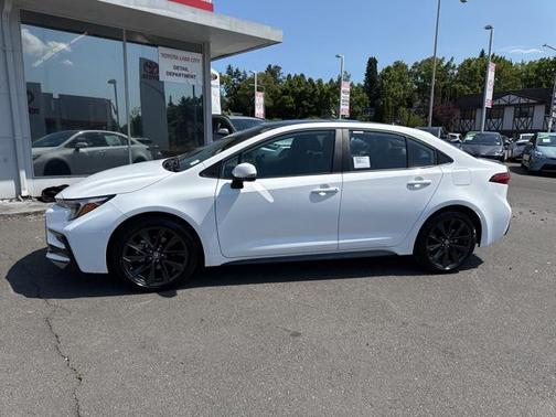 2025 Toyota Corolla XSE