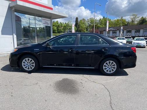 2012 Toyota Camry Hybrid LE
