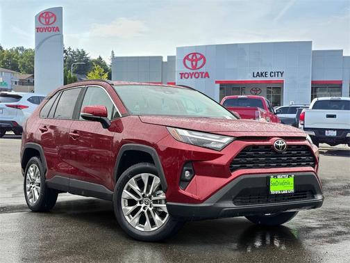 2025 Toyota RAV4 XLE Premium