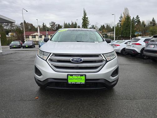 2018 Ford Edge SE
