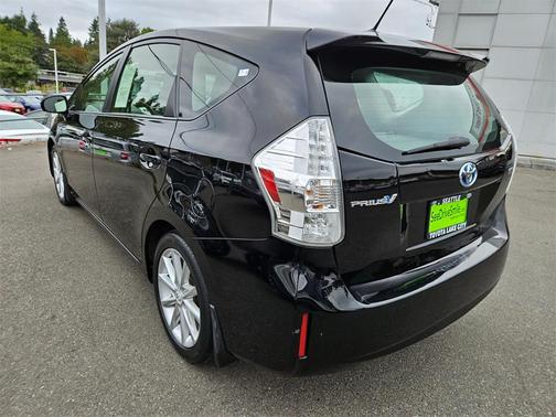 2012 Toyota Prius v Two