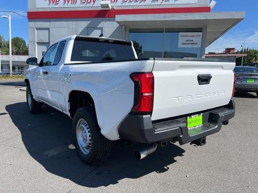 2025 Toyota Tacoma SR