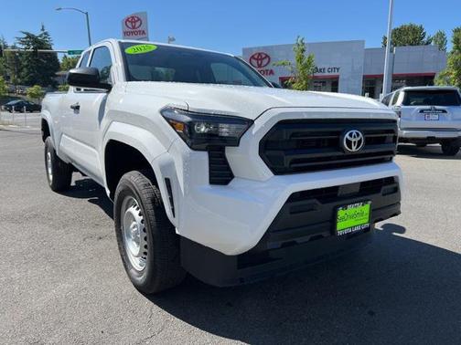 2025 Toyota Tacoma SR