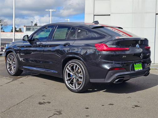 2021 BMW X4 M40i