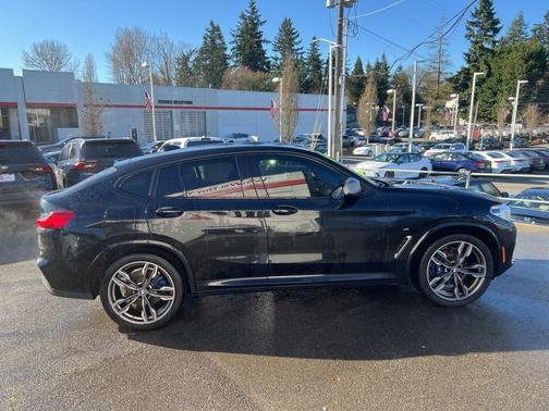 2021 BMW X4 M40i