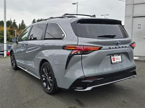 2024 Toyota Sienna XSE 7 Passenger