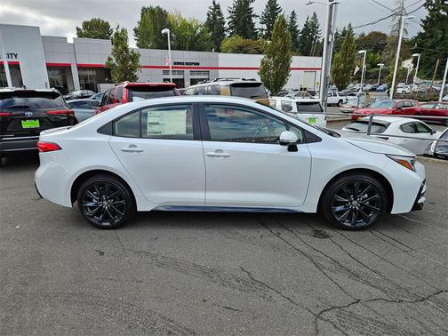 2026 Toyota Corolla Hybrid SE