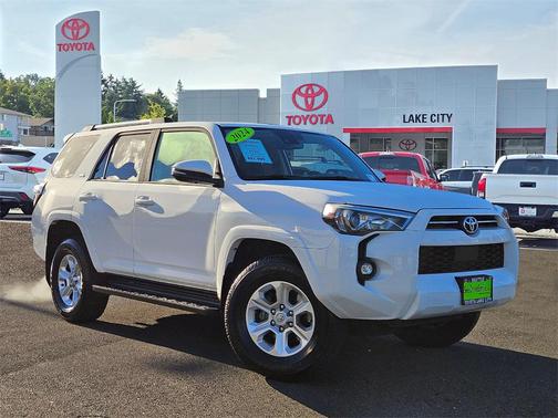 2024 Toyota 4Runner SR5 Premium