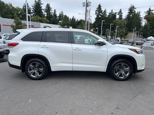 2019 Toyota Highlander Limited Platinum
