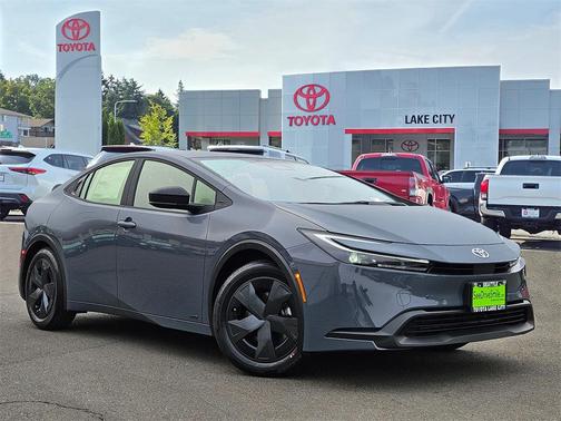 2026 Toyota Prius LE