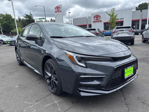 2025 Toyota Corolla Hybrid SE