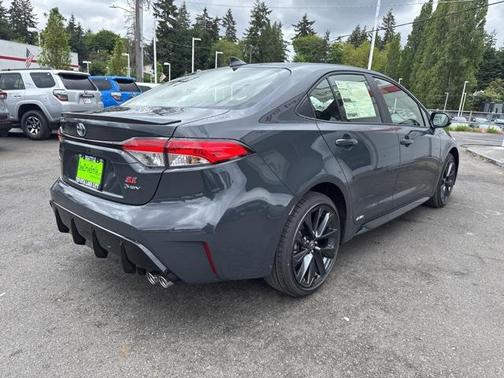 2025 Toyota Corolla Hybrid SE