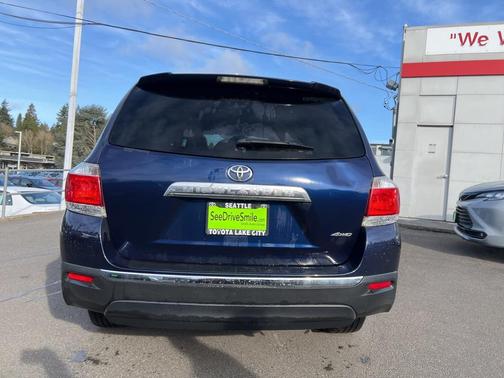 2013 Toyota Highlander SE