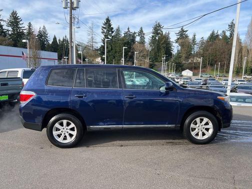 2013 Toyota Highlander SE