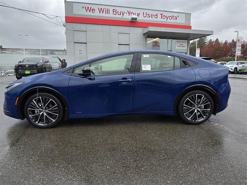 2026 Toyota Prius LE