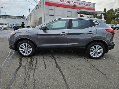 2017 Nissan Rogue Sport S