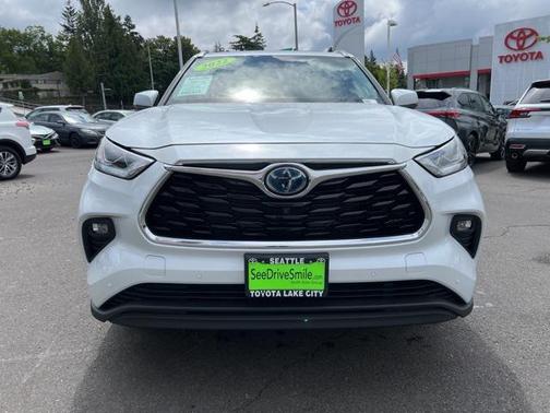 2022 Toyota Highlander Hybrid Limited