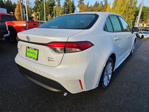 2026 Toyota Corolla Hybrid XLE