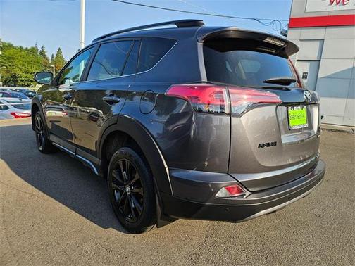 2018 Toyota RAV4 XLE Premium