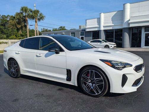 2022 Kia Stinger GT1