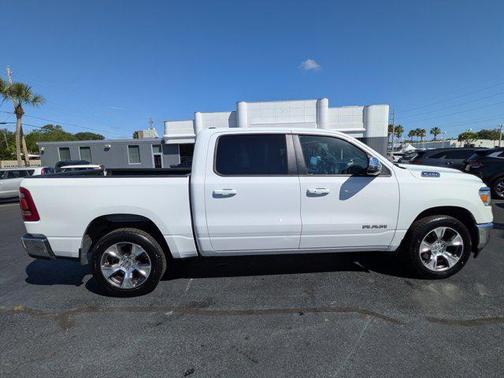 Bright White Clearcoat 2024 RAM 1500 Laramie