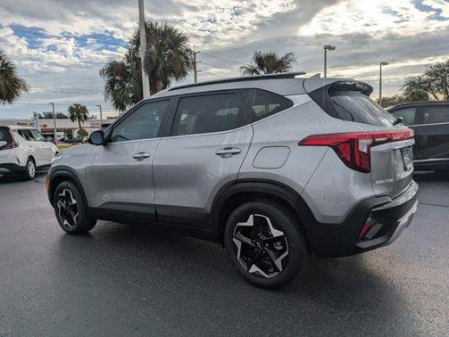 2025 Kia Seltos EX