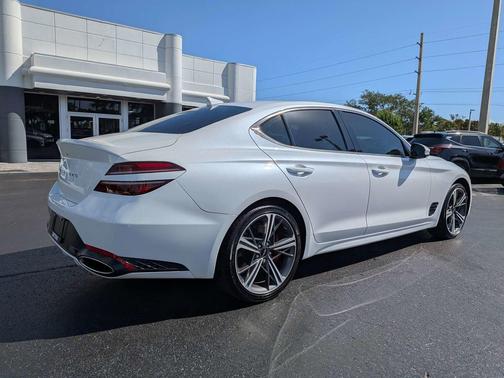 White 2024 Genesis G70 2.5T