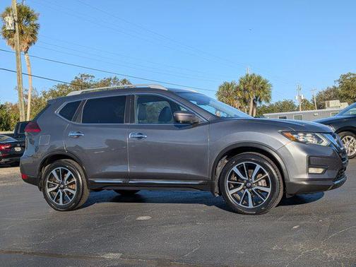 2020 Nissan Rogue SL