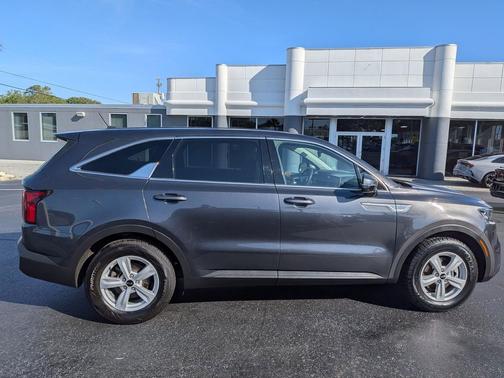 Gravity Grey 2021 Kia Sorento LX