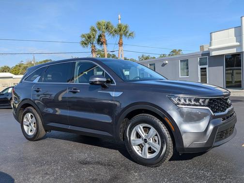 Gravity Grey 2021 Kia Sorento LX